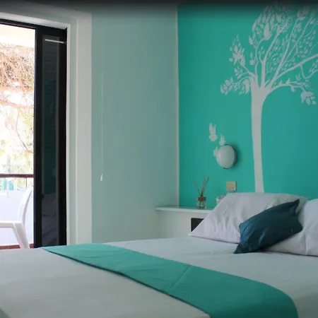 Punto Hotel 3*