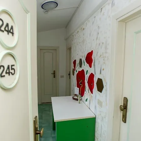 Punto Hotel 3*