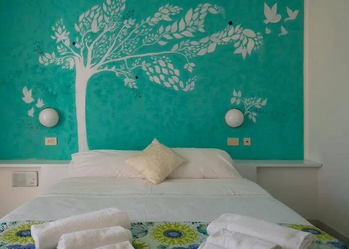 Punto 3* 坎普码港